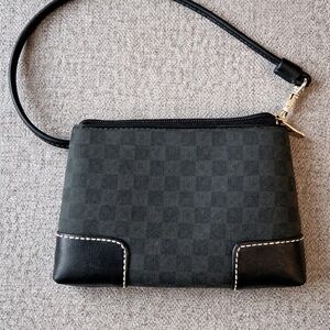 Black Checkered Wristlet Pouch with Strap